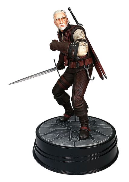 Dark Horse: The Witcher 3 Wild Hunt Deluxe Figure - Geralt Manticore