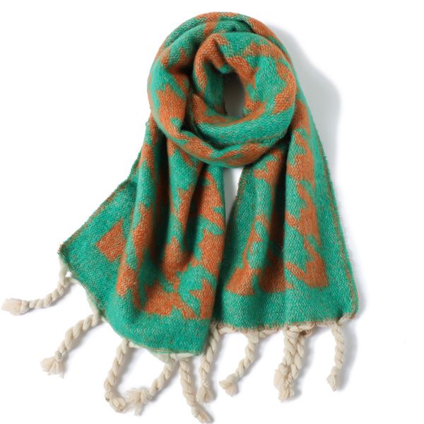 Scarf - Large Houndstooth