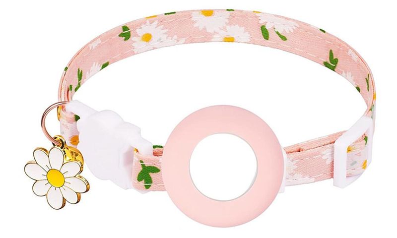 Breakaway Daisy Flower Cat Collar with AirTag Holder