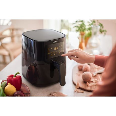 Philips Airfryer 3000 Series L, 4.1L (0.8Kg), 13-in-1 Airfryer, 90% Less  fat with Rapid Air Tech 