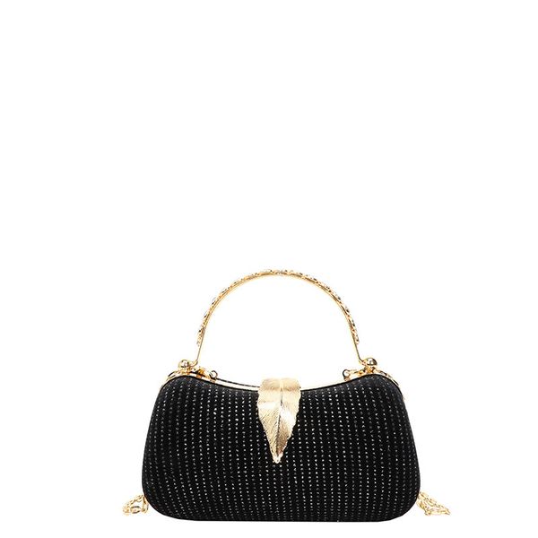 Banquet Fashion One-Shoulder Chain Bag