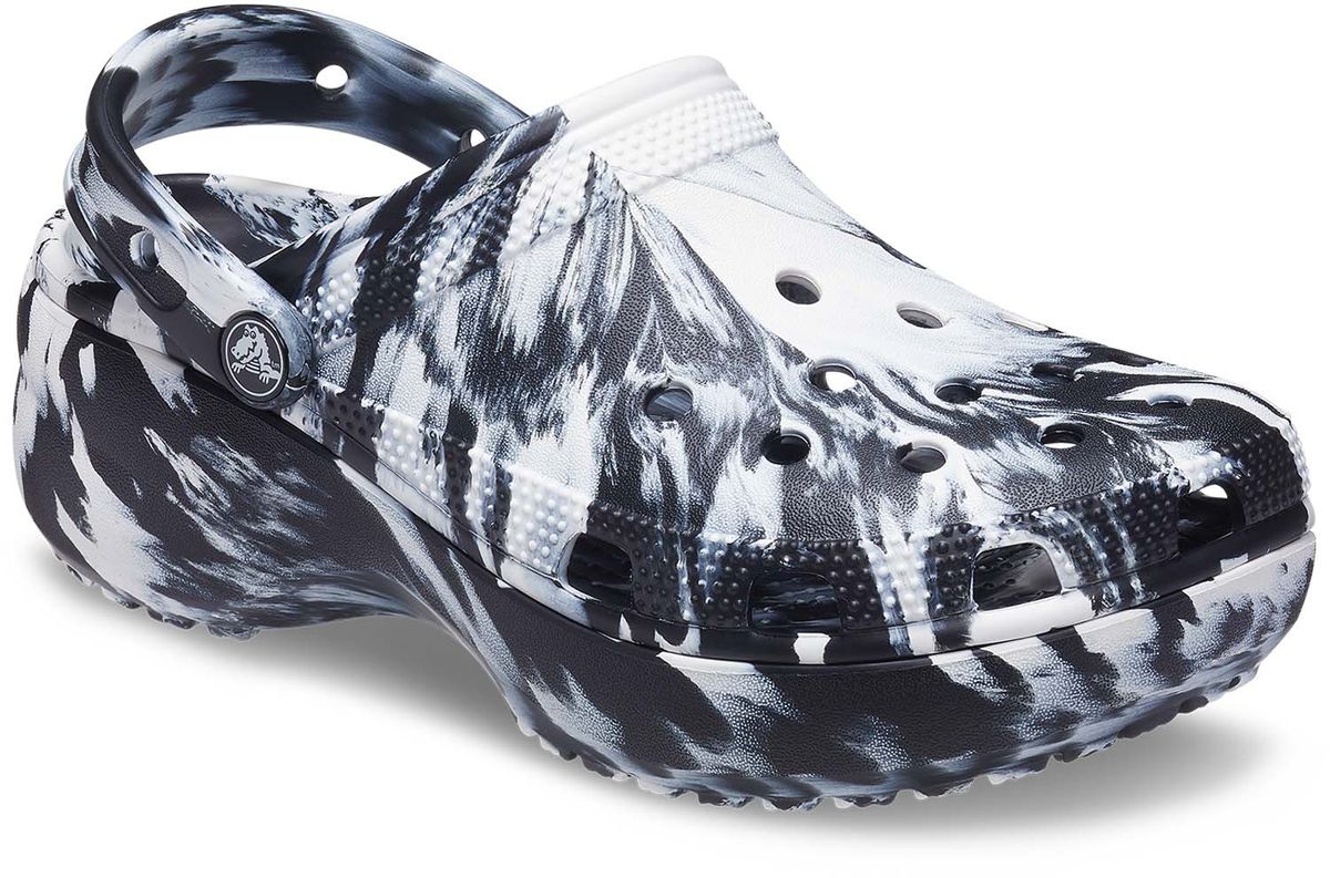 crocs women's classic platform marbled clog