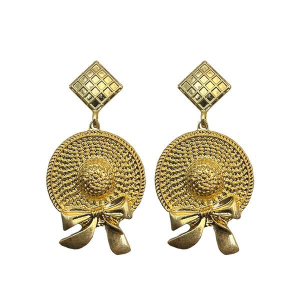 ZELTRYN Vintage Celebrity Style Straw Hat Design Earrings