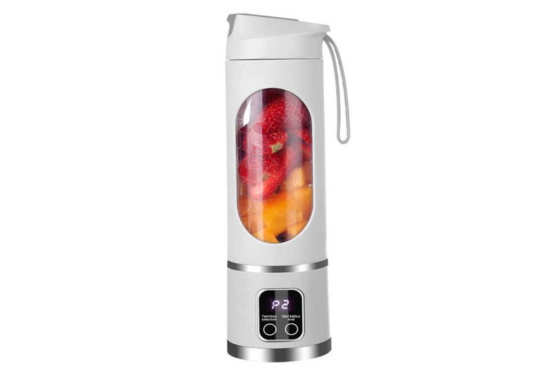 Portable smoothie maker