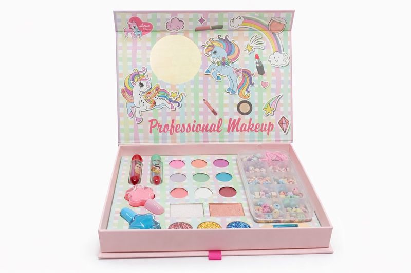 2-in-1 Kids Makeup Kit with DIY Beads Jewelry Set