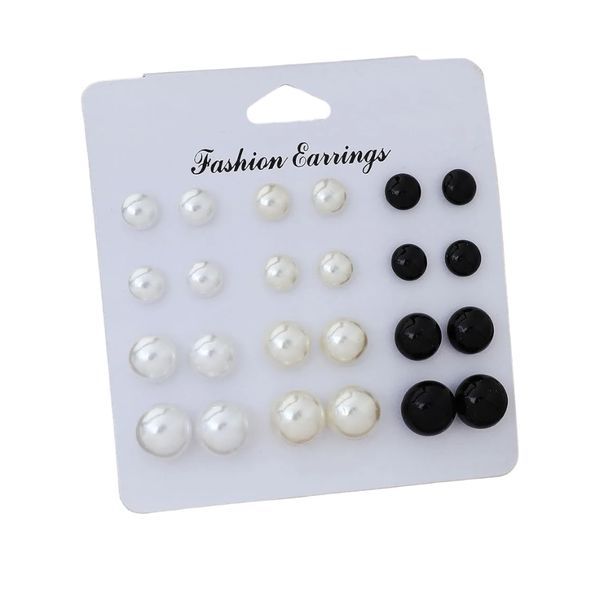 black and white pearl Stud Earrings