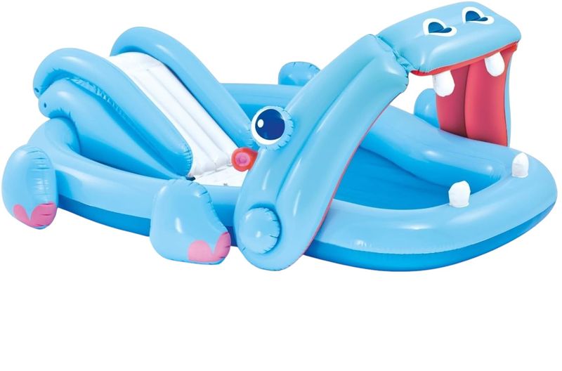 Children's Swimming Pool and Play Center