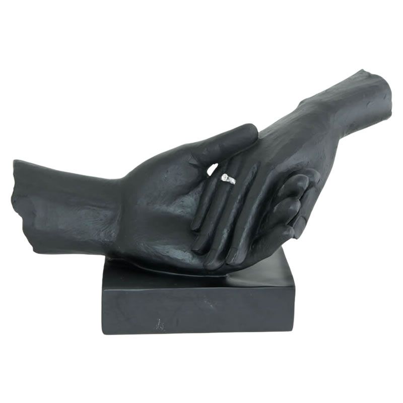Holding Hands Sculpture -OAC39U1