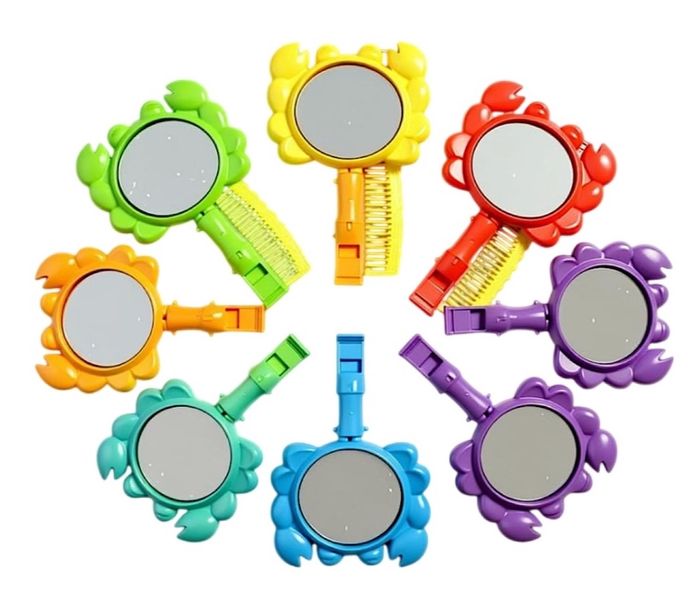 Sparkle Up Every Little Princess's Day - 20 Mirrors with Plastic Combs