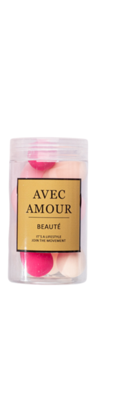 This Avec Amour Beauté - Pink Mini Blender Set