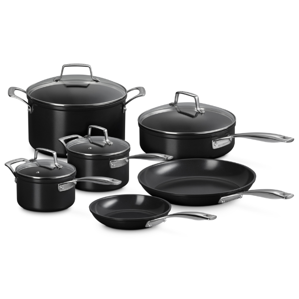 Le Creuset Essential Non-Stick Ceramic 6-piece Cookware Set