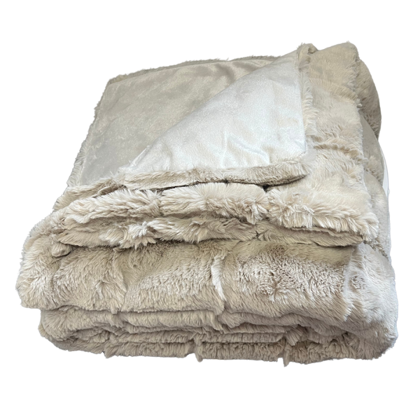 Velvet Faux Fur Blanket - Plush and Cozy Winter Comfort