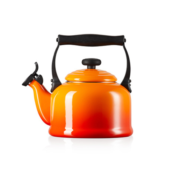 Le Creuset Traditional Whistling Kettle - 2.1L