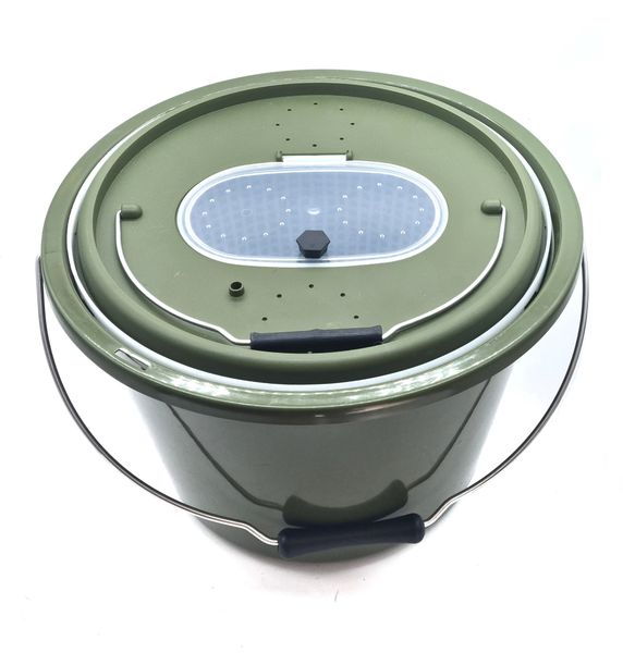 Medium Sized Fishing Tackle Bait Bucket - 10L