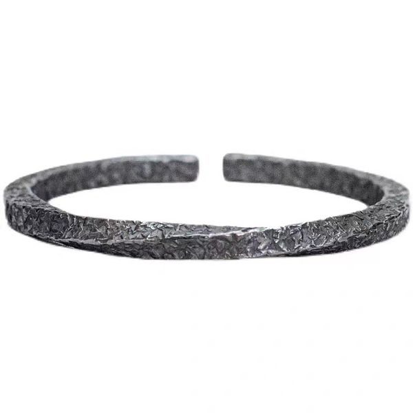 ZELTRYN Fashionable New Design Black Rattan Bangle