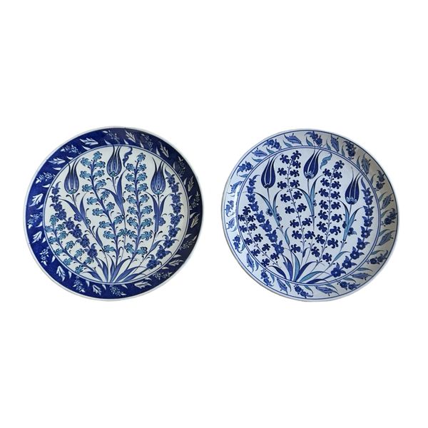Glam &amp; Decor Authentic Turkish Iznik Design Hand Painted Plates - Set of 2