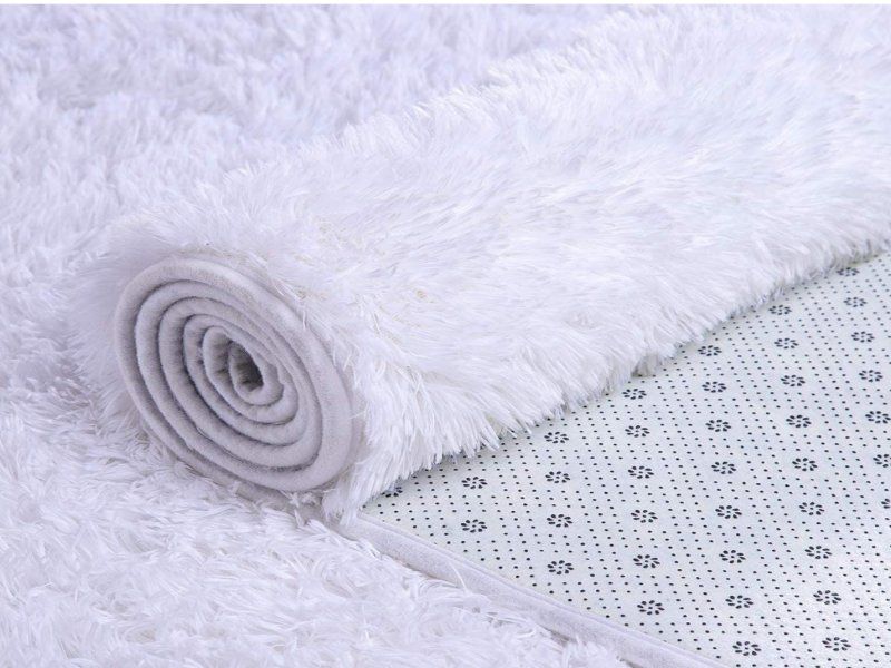 Soft Shaggy Rug -White