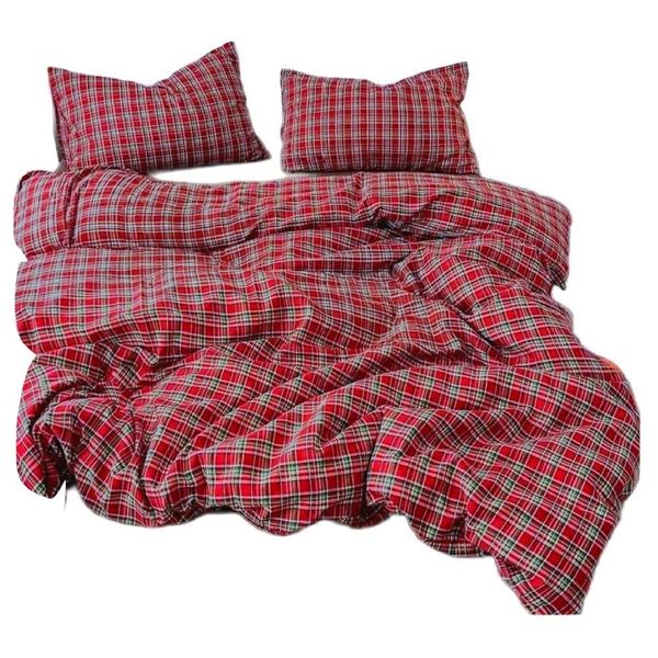 Decor All-Season 4pcs Red Black Plaid Bedding Set with Zipper Closure Duvet