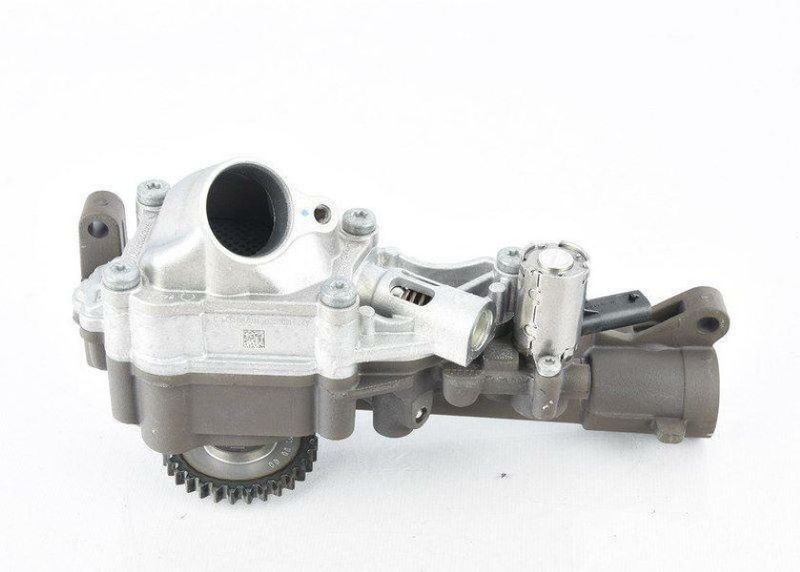 Mercedes Engine Oil Pump for M270 W176 W246 - 2701810701
