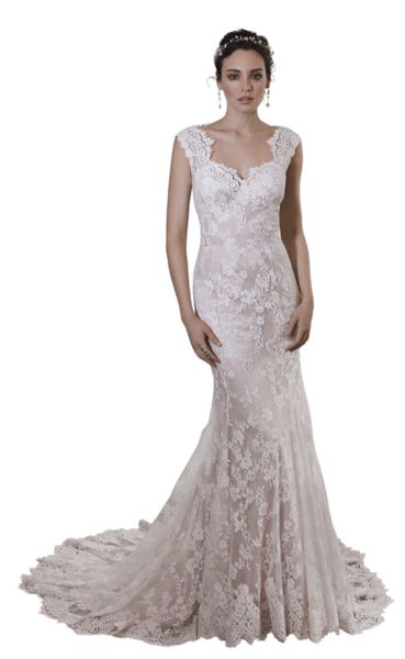 Exquisite Floral Lace Mermaid Dress with Nude Lining