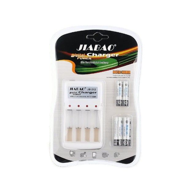 ZYF Smart Battery Charger For AA and AAA Batteries With 4 AA Batteries