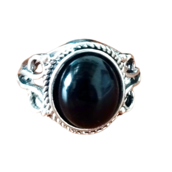 Pretty Jewels Black Oval Statement Ring- Size 7