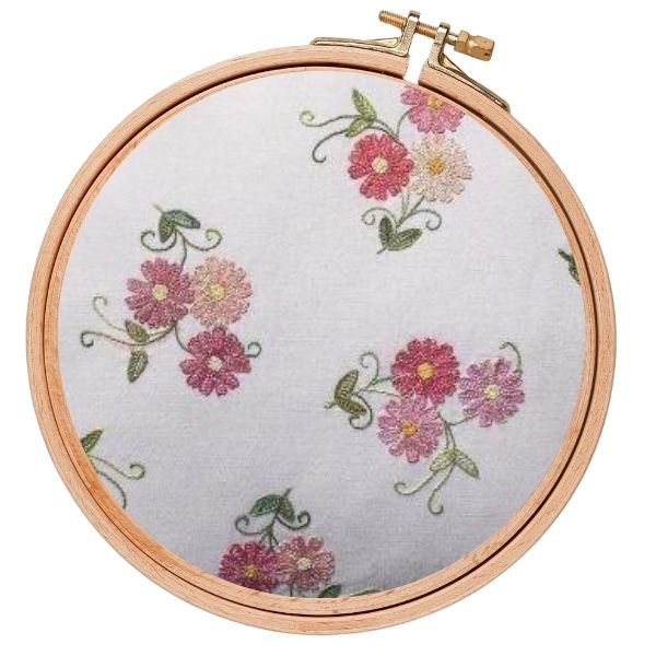 Embroidery Kit - Dancing Daisies - 36cm x 36cm