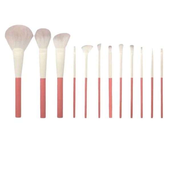 Creamy and Fluffy 12-Piece Holiday Makeup Brush Set
