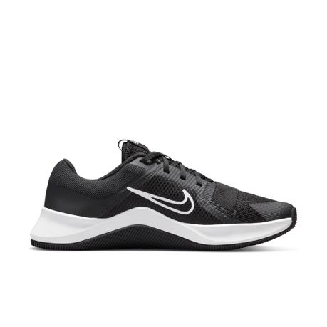 Black nike hotsell gym trainers womens