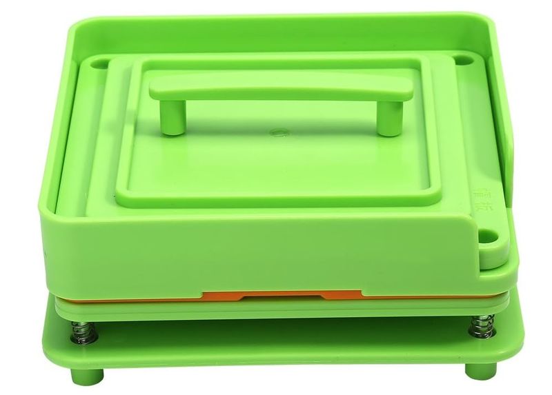 Size 0 -Light Green image