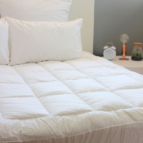 Luscious Living - Mattress Topper - Sleep Solutions - Cotton - Hotel Range - White