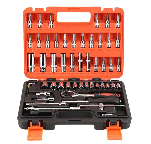 Socket Wrench with 53 Pieces
