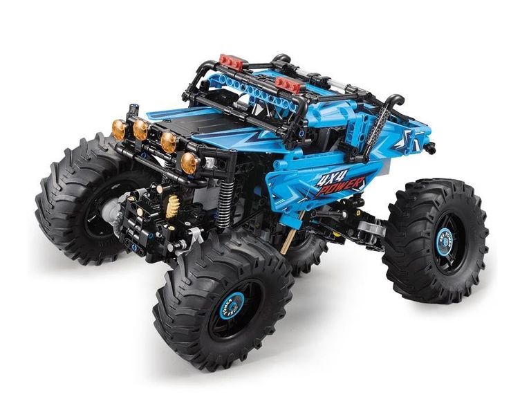 CaDA Tech R/C Monster Truck (699pcs) - 33cm Long