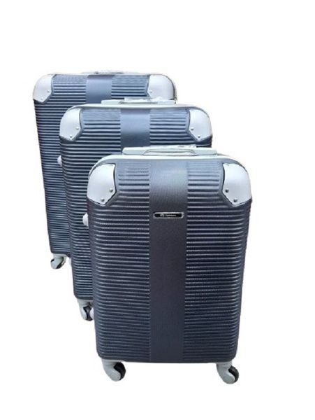 Hardshell 3 piece travelling suitcase - Black