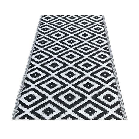 Recycled Plastic Camping Mat in Diamond Design - Black Grey