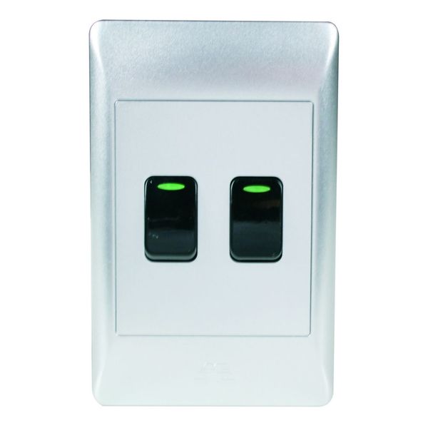 ACDC - 2-lever 1-way Switch 2x4 C/w Silver Cover Plate