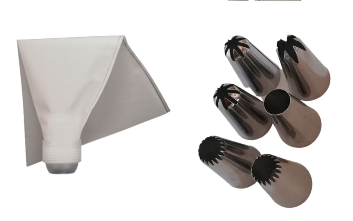 Piping Bag & Nozzle Set 7Piece Cake Decorating Essentials Bakers Prep