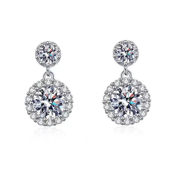 ZELTRYN Pavé-set S925 Sterling Silver Moissanite Stud Earrings