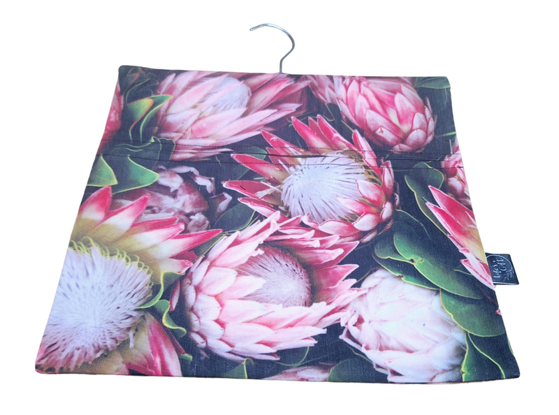 Laundry Peg Bag - Spiky Pink and Red Petal Proteas with White Centre