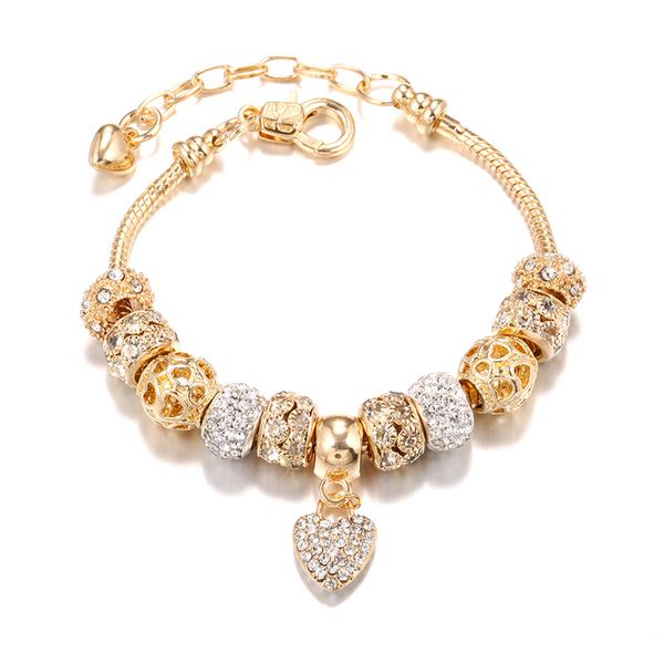 Sparkling Heart Charm Gold Beaded Bracelet