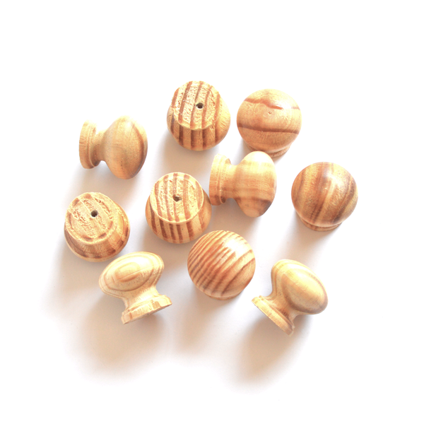 Project Solutions Knob Pine - 33mm Laquered 10Pack