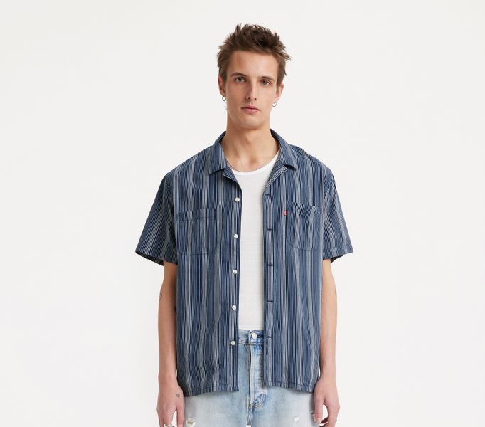 Short-Sleeve Classic Camp Shirt