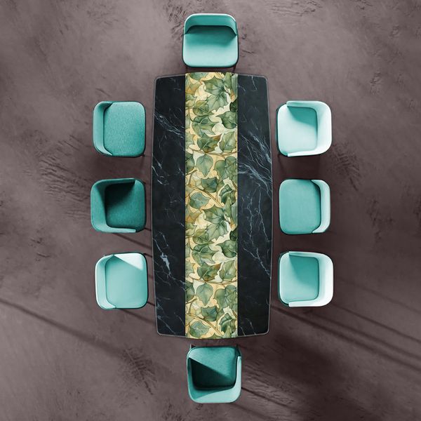Ivy leaves Table Runner