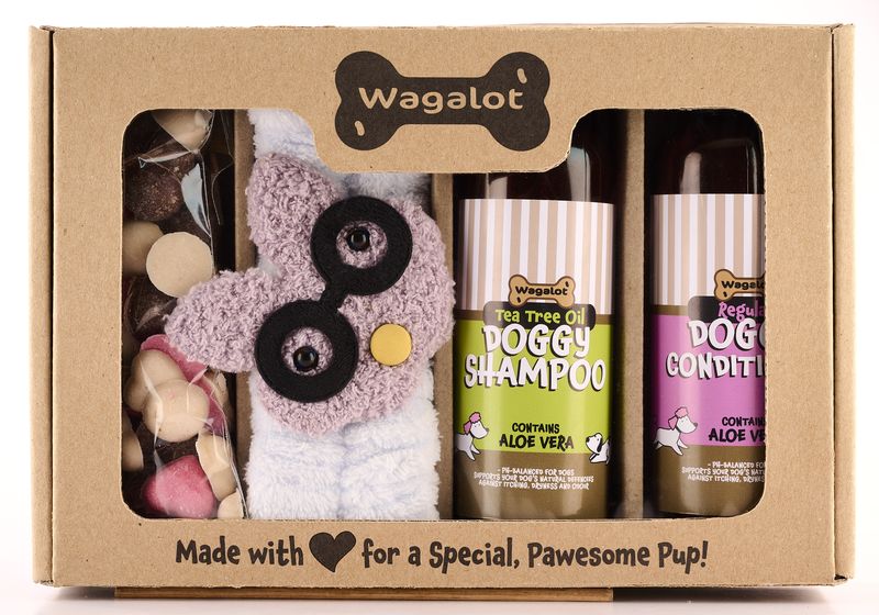 Wagalot 2 Pack Grooming Kit with Doggy Chocolates and Headband