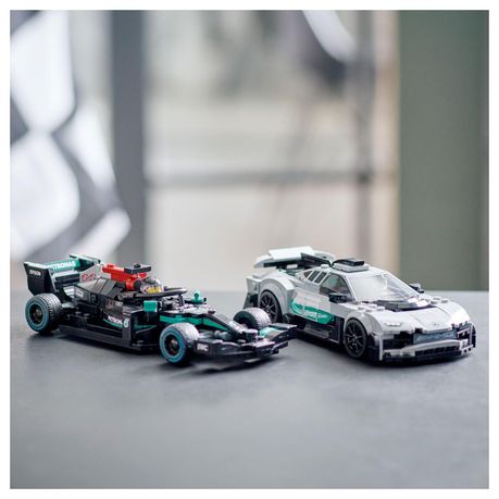 LEGO MOC Mercedes-AMG F1 W12 E Performance Mo by The8StudGuy