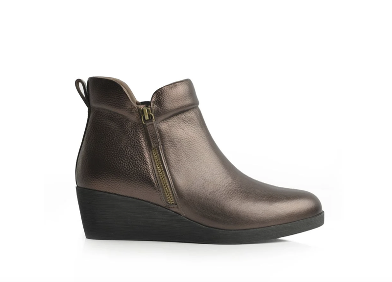 Green Cross Women Metallic Brown Double Zip Ankle
