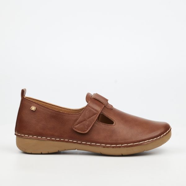 Butterfly Feet Classics Cindi 6 Women Faux Leather Pumps - Tan
