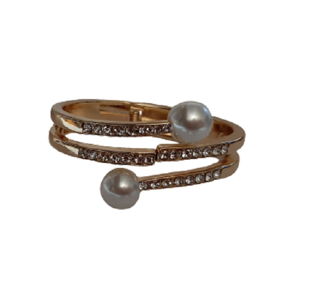 Pearls and Studs Bracelet