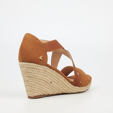 Carvela smashing deals wedges tan