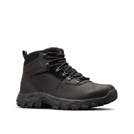 Columbia hiking shoes sale hotsell